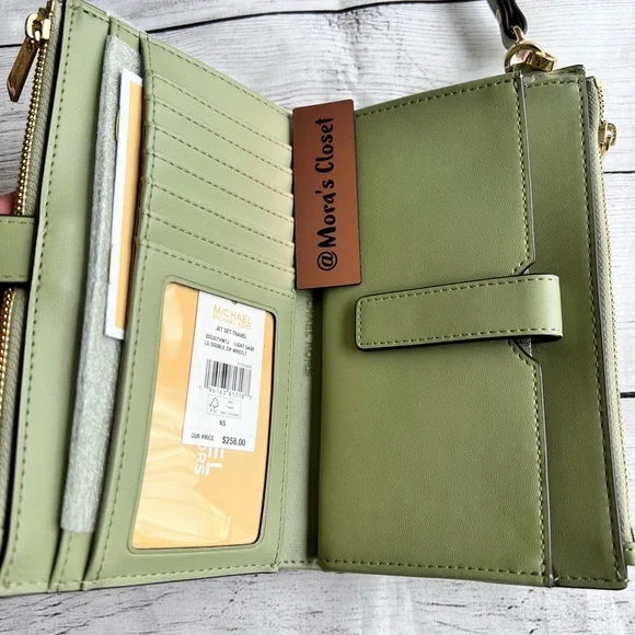 Michael Kors Double Zip Wallet-Wristlet - Picture 9 of 9